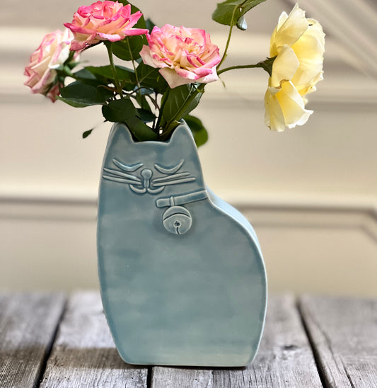 flat cat vase (blue)
